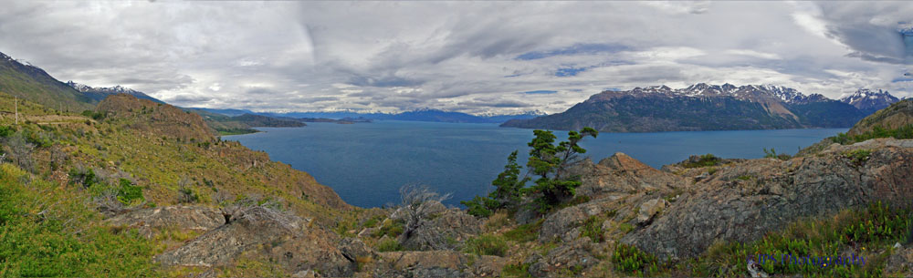 ChileChico lake_Panorama 2.jpg